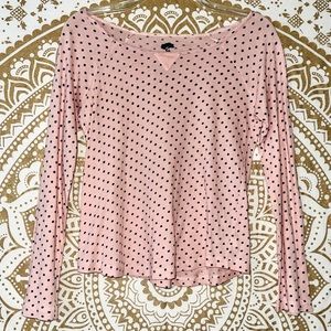 “TUCKER + TATE” GIRLS PINK & BLUE POLKA DOT SOFT LONG SLEEVE TOP, SIZE M (10/12)